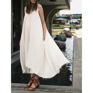 BLACK CRANE Floral Dress 🤍